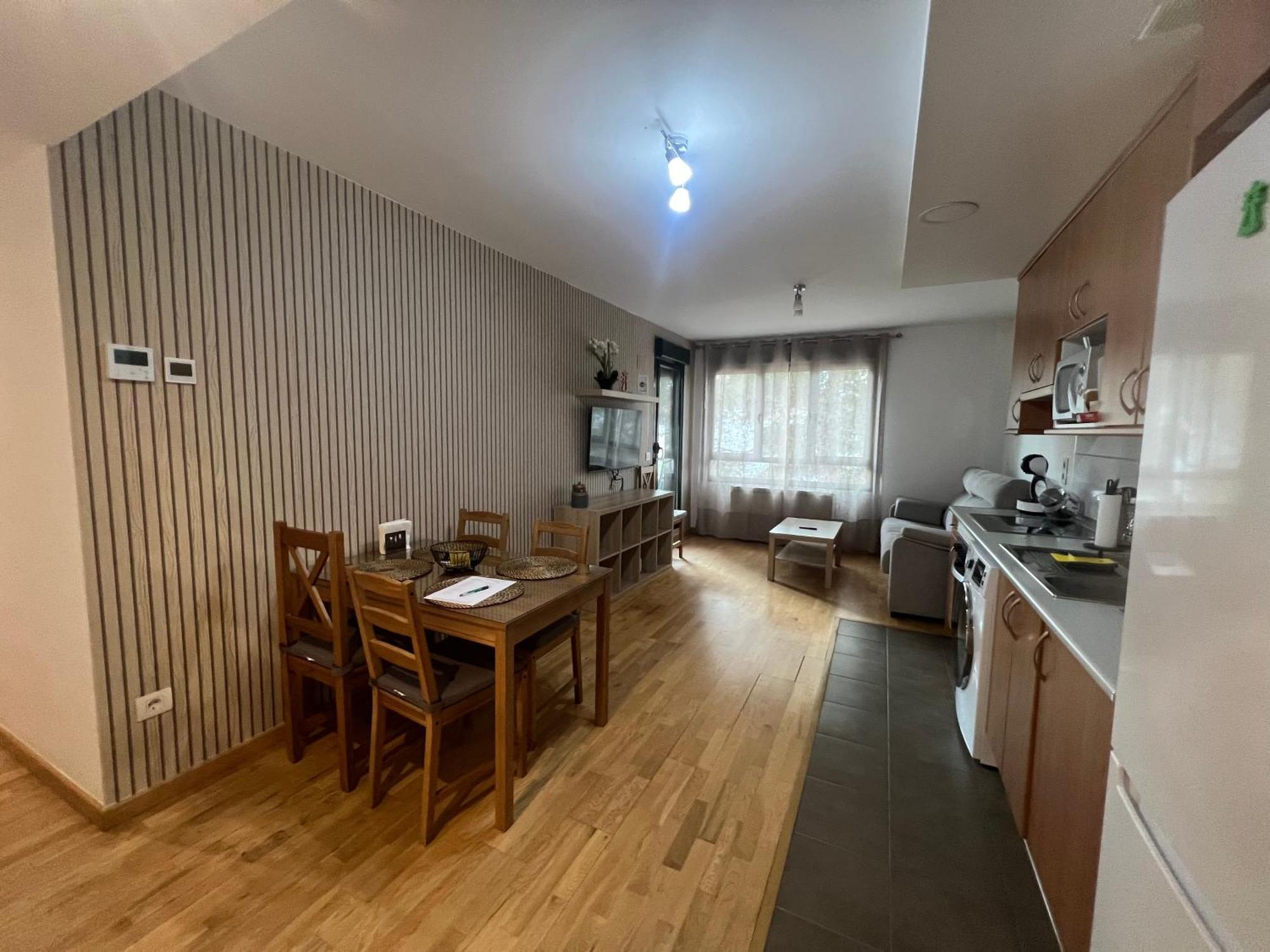 Apartament El Llano Job&Family La Puebla De Alfinden Zewnętrze zdjęcie